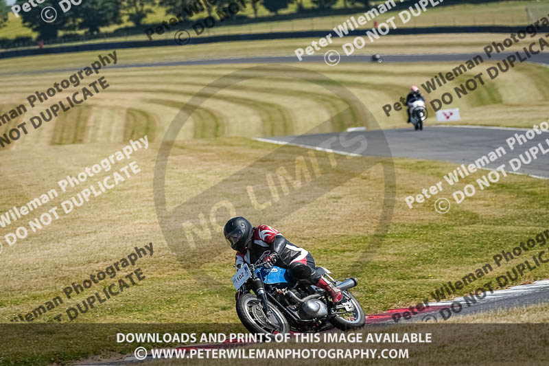cadwell park;cadwell park photographs;cadwell trackday photographs;enduro digital images;event digital images;eventdigitalimages;peter wileman photography;racing digital images;trackday digital images;trackday photos